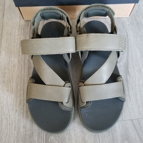 UGG Union Strap Men\'s Sandal main image 6